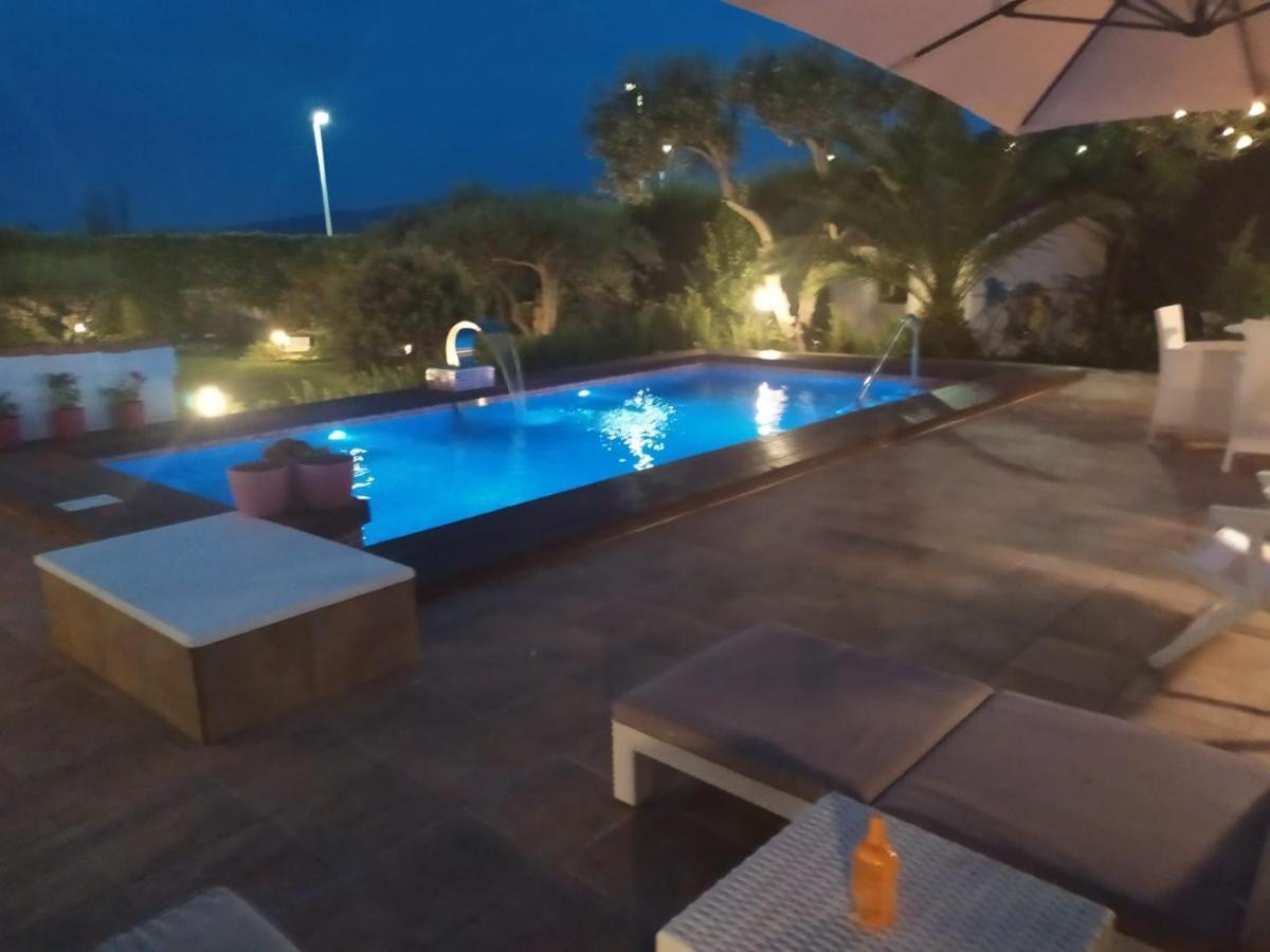 Berg & Zon Hotel Gandia Bagian luar foto