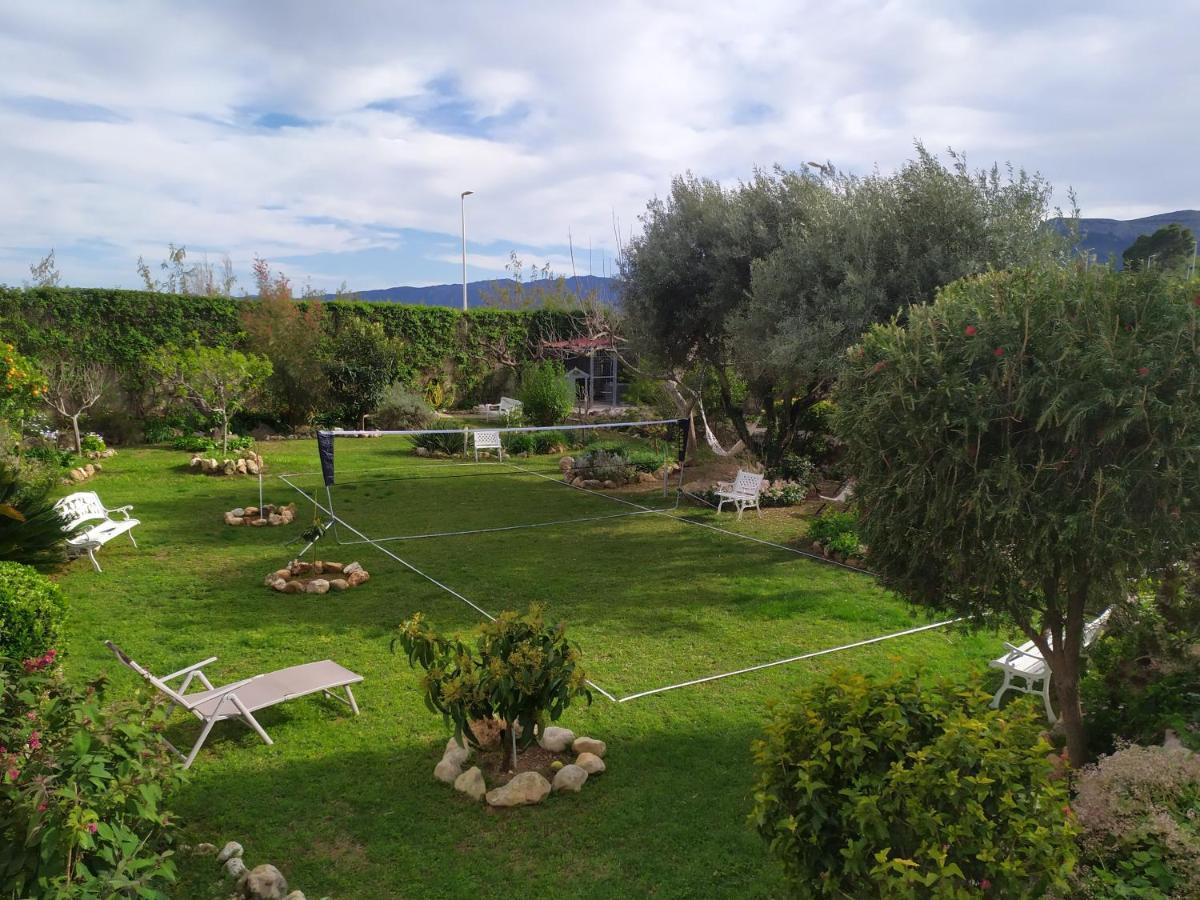 Berg & Zon Hotel Gandia Bagian luar foto